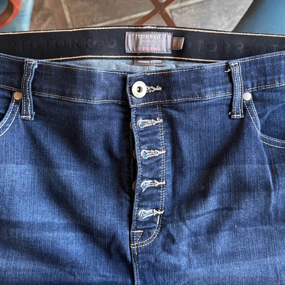 Torrid jeans size 22S